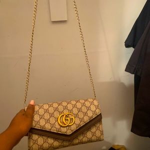 Gucci purse
